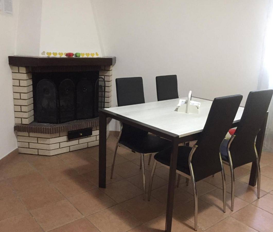 Mela__Bii Bed & Breakfast Sulmona Exterior photo